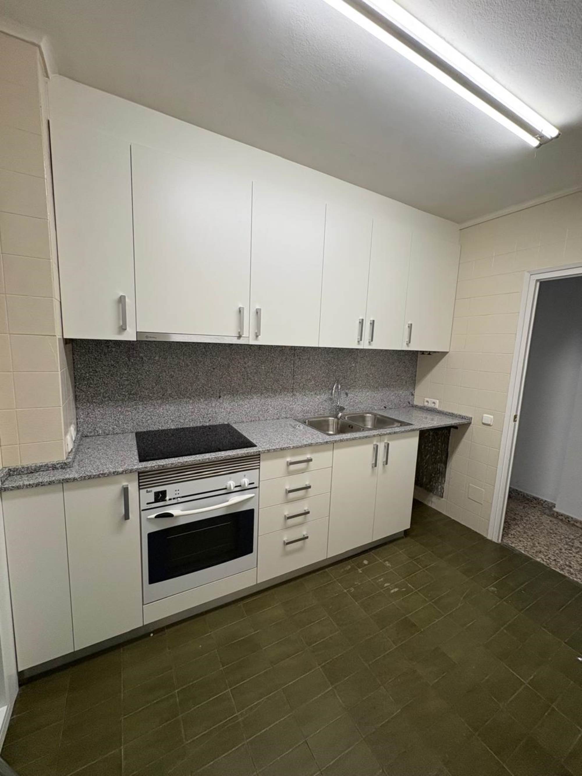 Appartement à Louer à Escaldes-Engordany